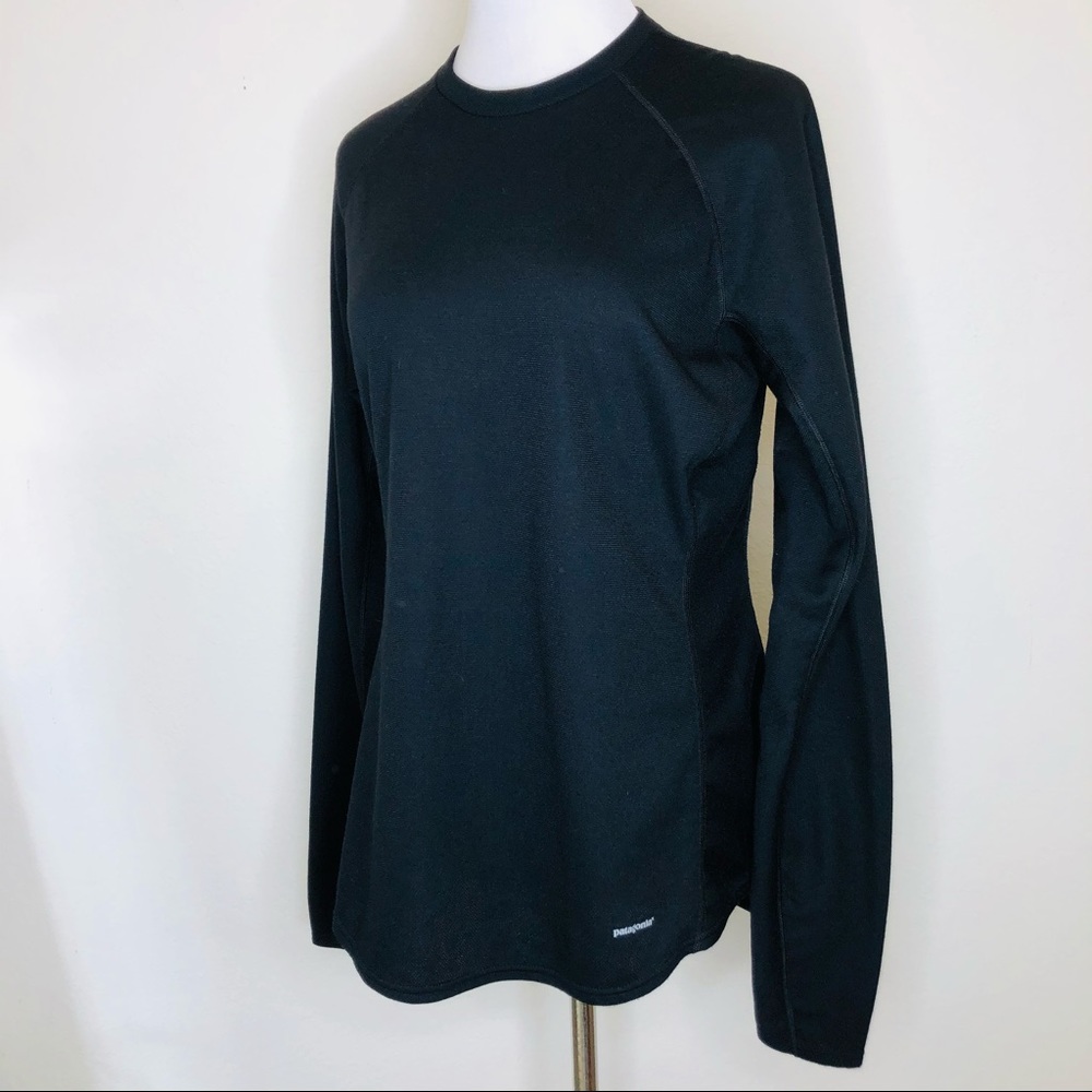 Patagonia Long Sleeved Black Pullover Top